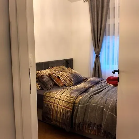 Bienvenue A Perla Di Varos * Strazburg